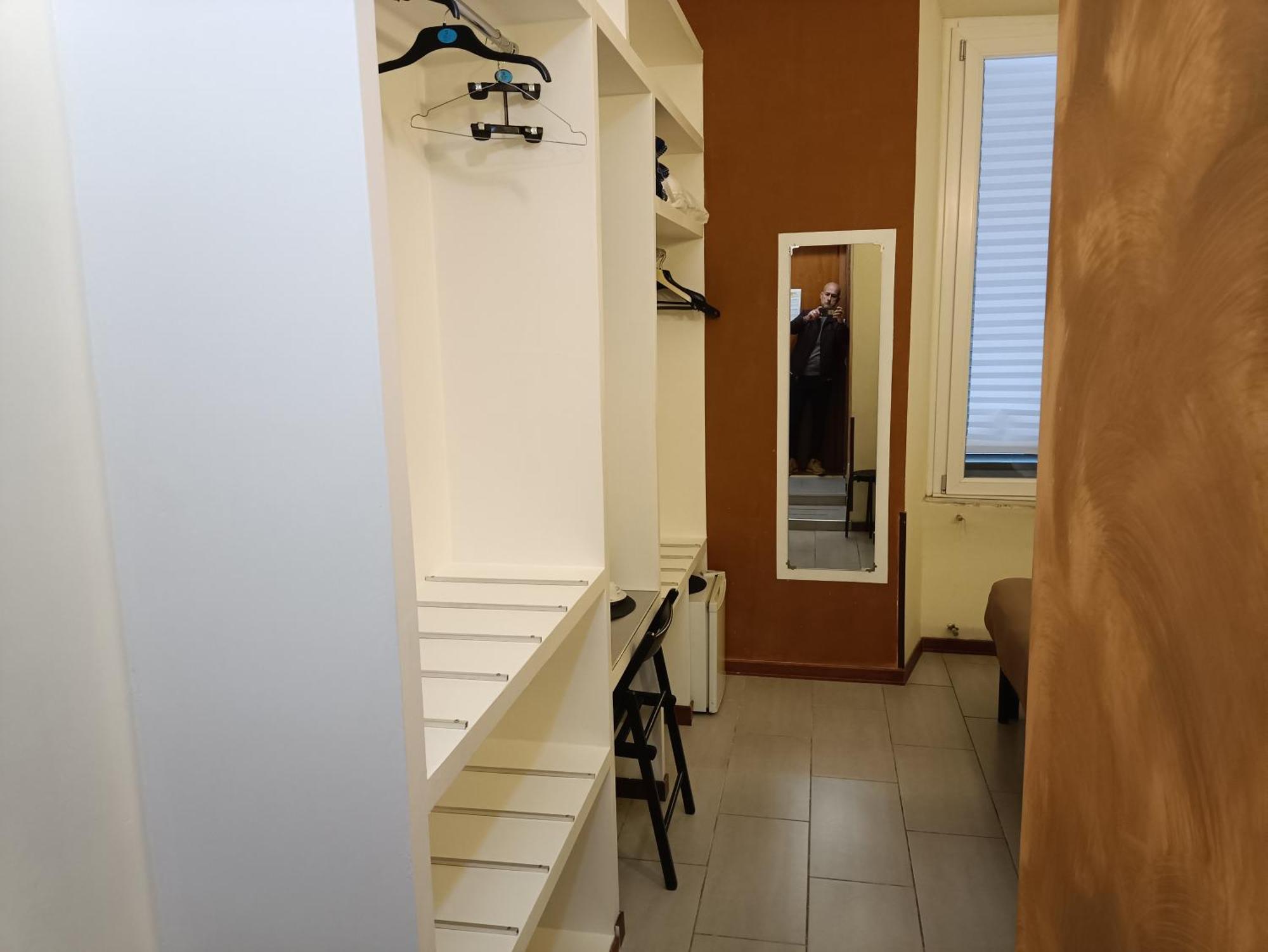 Enjoy Roma Bed & Breakfast ภายนอก รูปภาพ