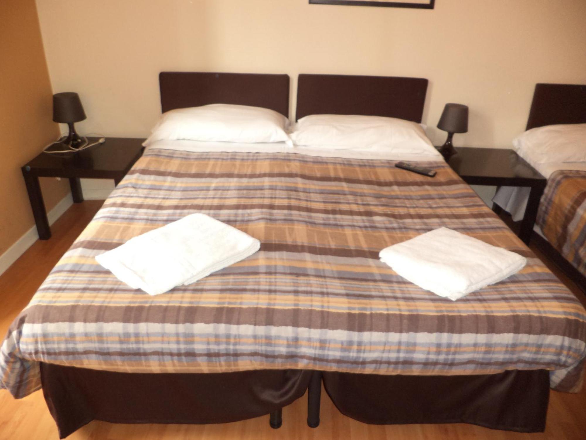 Enjoy Roma Bed & Breakfast ภายนอก รูปภาพ