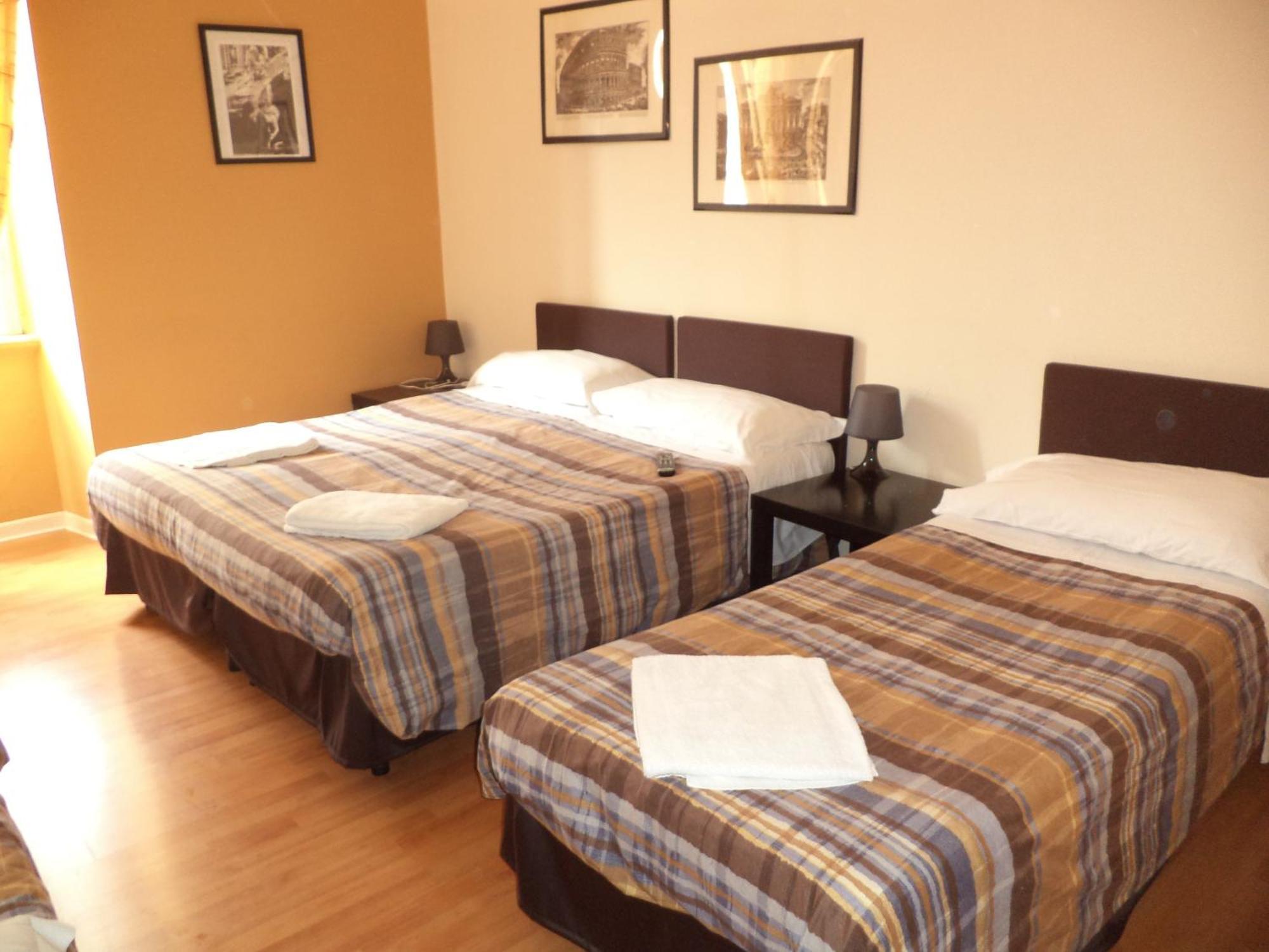 Enjoy Roma Bed & Breakfast ภายนอก รูปภาพ
