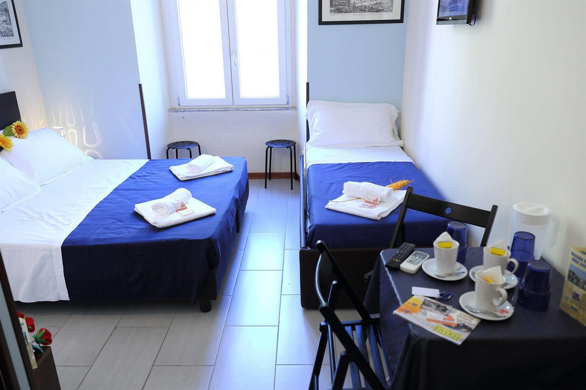 Enjoy Roma Bed & Breakfast ภายนอก รูปภาพ